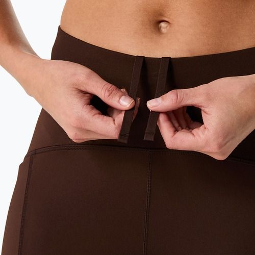 Spodenki do biegania damskie ASICS Road High Waist 8IN Sprinter coffee
