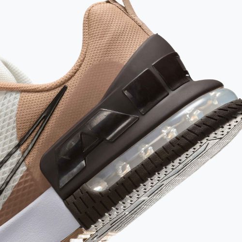 Buty treningowe męskie Nike Air Max Alpha Trainer 6 sail/baroque brown/hemp/desert dust