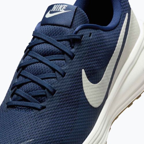 Buty do biegania męskie Nike Revolution 8 midnight navy/gum med brown/sail