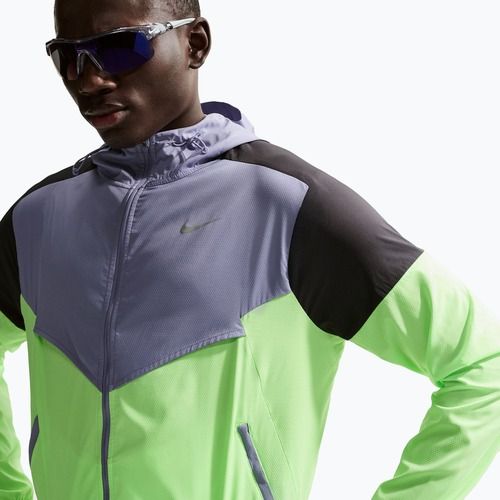 Kurtka do biegania męska Nike Impossibly Light Windrunner iron purple/black/lime blast