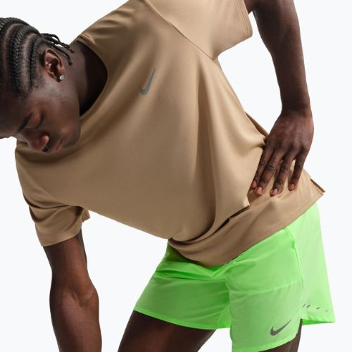 Spodenki do biegania męskie Nike Stride Dri-Fit Brief-Lined 7" lime blast