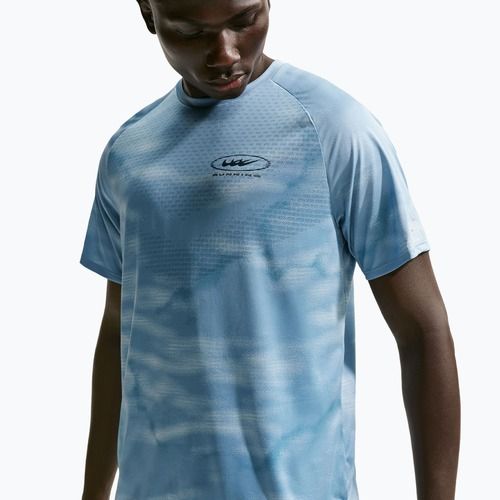 Koszulka do biegania męska Nike Stride Dri-Fit ADV work blue/light armory blue/aegean storm