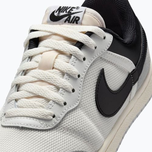Buty damskie Nike Air Jordan Skyline Low summit white/light smoke grey/sail/black