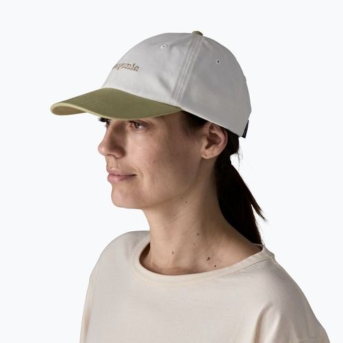 Czapka z daszkiem Patagonia Fitz Roy Icon Trad birch white/gumtree green