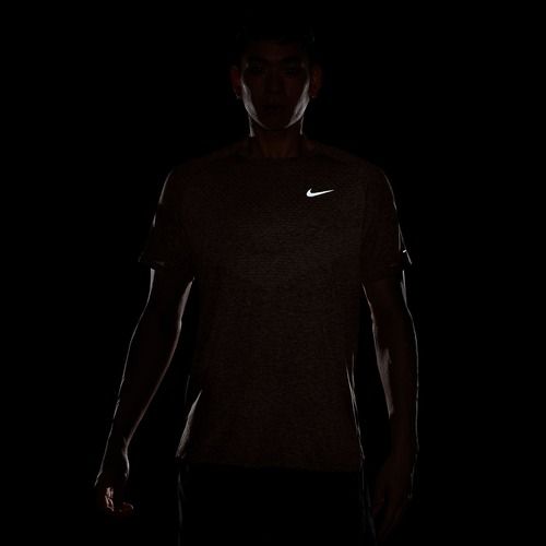 Koszulka do biegania męskie Nike Stride ADV silt red