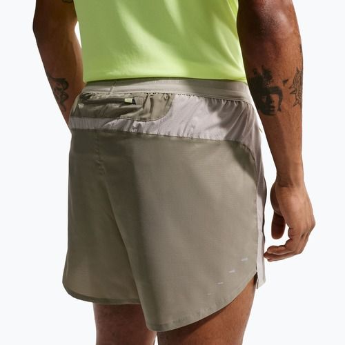 Spodenki do biegania męskie Nike Stride Dri-Fit Brief-Lined 5" light army/spruce fog