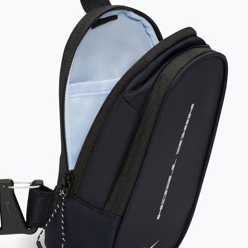 Saszetka Nike Tech Commute 1 l black/black/reflect silver