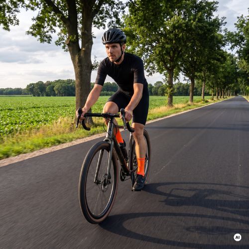 Skarpety rowerowe ATTABO Maxis Visible Pro 3 pary pomarańczowy