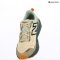 Buty do biegania damskie New Balance FuelCell Venym calcium 9