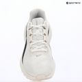 Buty do biegania damskie Nike Downshifter 14 white/summit white/metallic silver 18