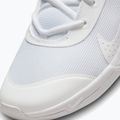 Buty Nike Omni Multi-Court white/pure platinum/white 8