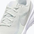 Buty do biegania damskie Nike Revolution 8 off white/barely green/metallic silver 11