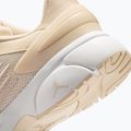 Buty damskie Nike Jordan Trunner Flow legend light brown/white/pale ivory 11