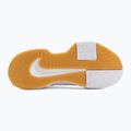 Buty do tenisa damskie Nike GP Challenge Pro white/summit white/linen/light orewood brown 4