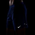 Spodenki do biegania męskie Nike Stride Dri-Fit 2in1 7" hyper royal 7