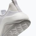 Buty treningowe damskie Nike Bella 7 sail/photon dust/metallic silver 6