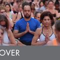 Mata do jogi Gaiam Vivid Zest 4 mm granatowa 63414 8