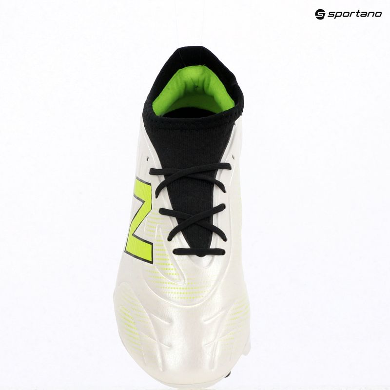 Buty do piłki nożnej dziecięce New Balance Tekela Team Low JR FG white 15