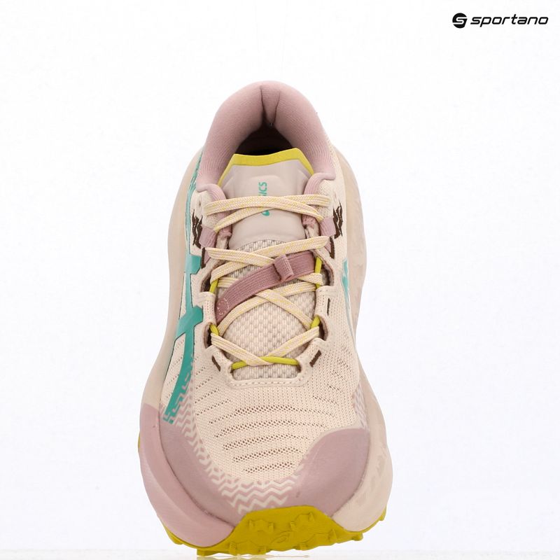Buty do biegania damskie ASICS Trabuco Max 5 mineral beige/aurora green 9