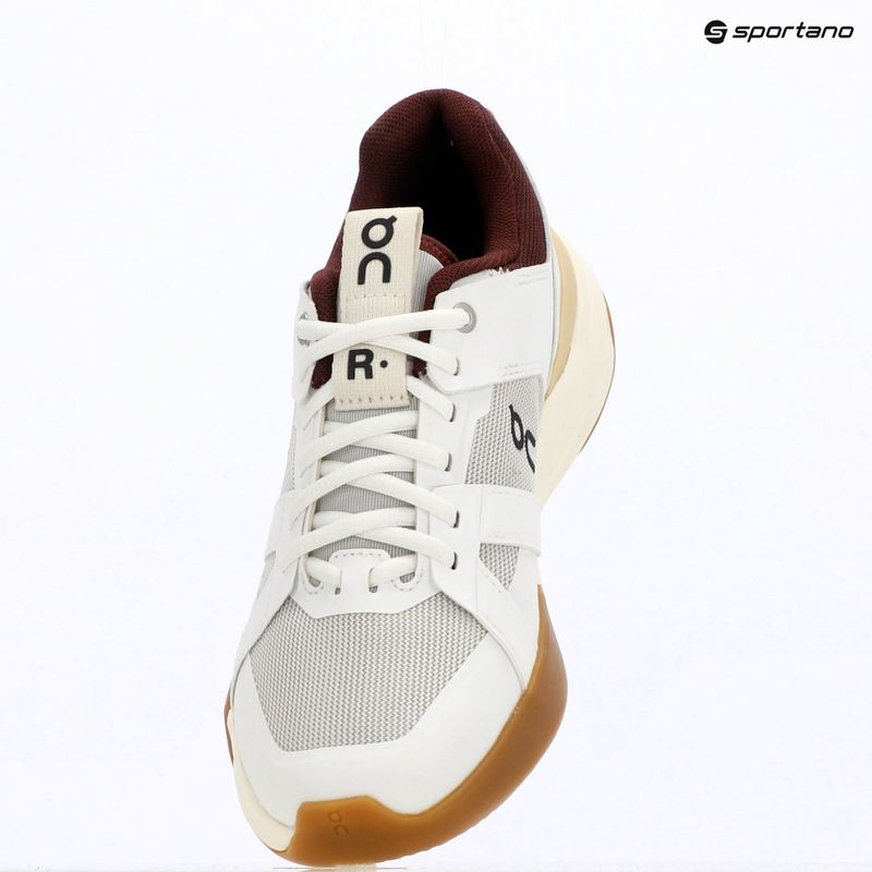 Buty do tenisa damskie On The Rodger Clubhouse Pro W white/ivory 9