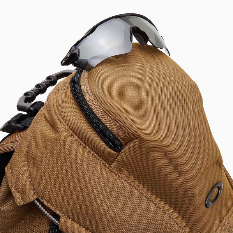 Plecak turystyczny Oakley Kitchen Sink 34 l total coyote 6