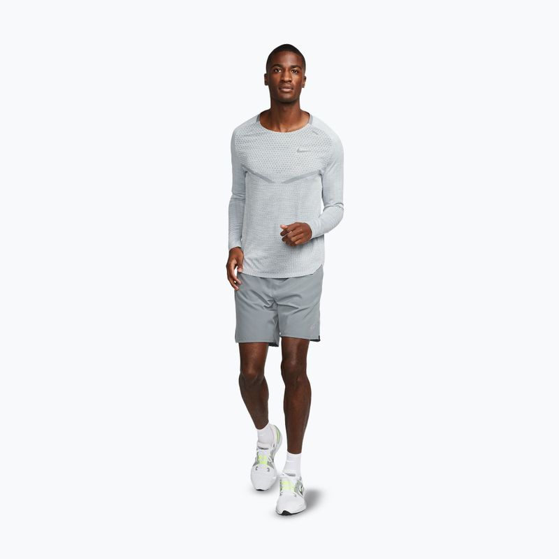 Spodenki męskie Nike Dri-Fit Challenger 7" 2in1 smoke grey/dark smoke grey 2