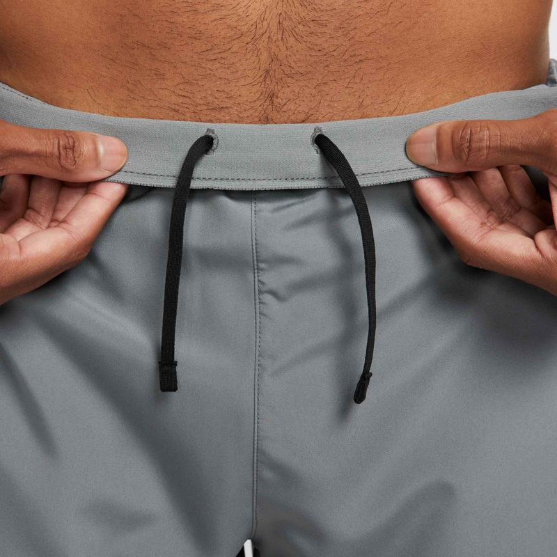 Spodenki męskie Nike Dri-Fit Challenger 7" Brief-Lined smoke grey/smoke grey/black 7