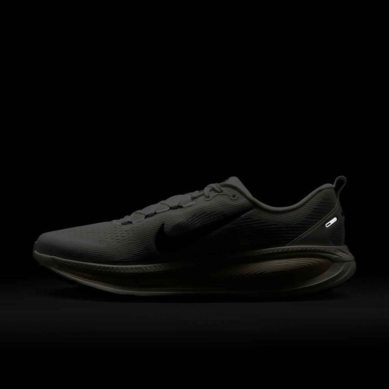 Buty do biegania męskie Nike Vomero 18 summit white/coconut milk/black 9