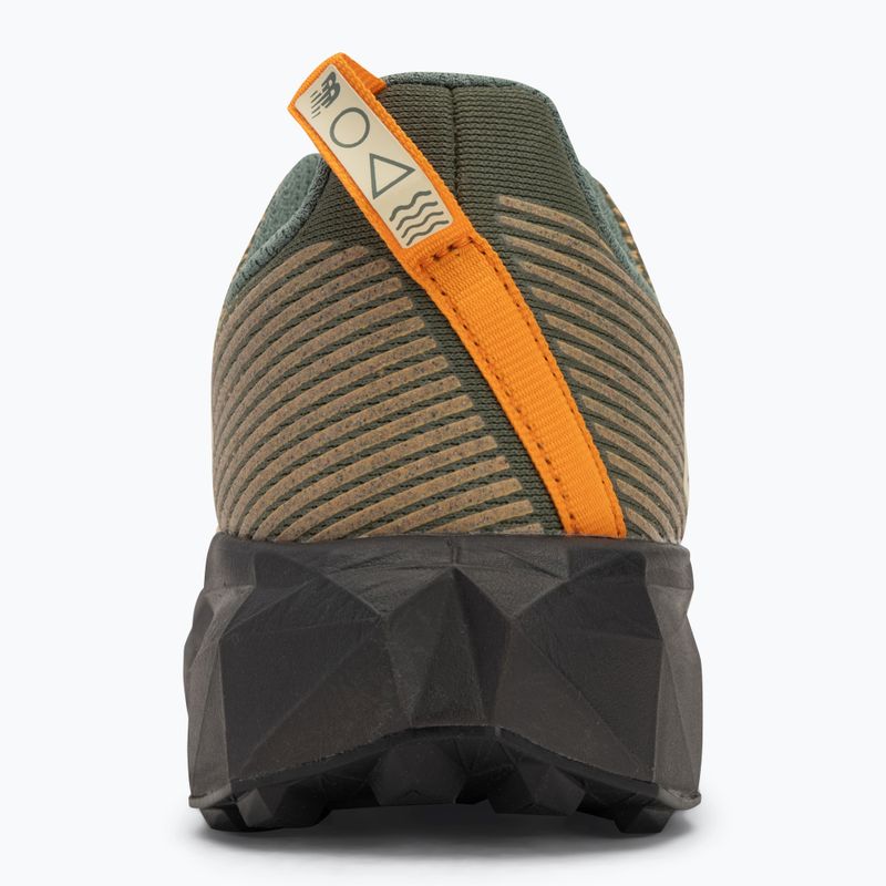 Buty do biegania męskie New Balance FuelCell Venym dried apricot 6