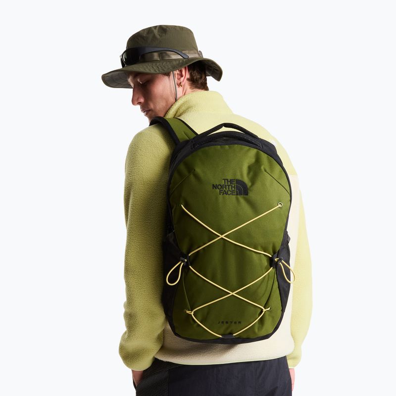 Plecak miejski The North Face Jester 28 l woodland green/tnf black 7