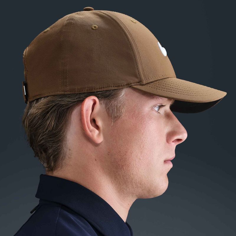Czapka z daszkiem Nike Dri-FIT Club mosswood brown/white 12