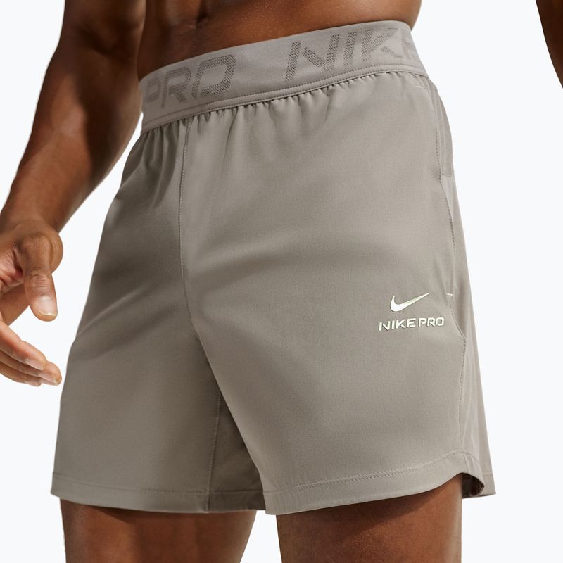 Spodenki męskie Nike Pro Training Dri-Fit 6" light army/light liquid lime 7