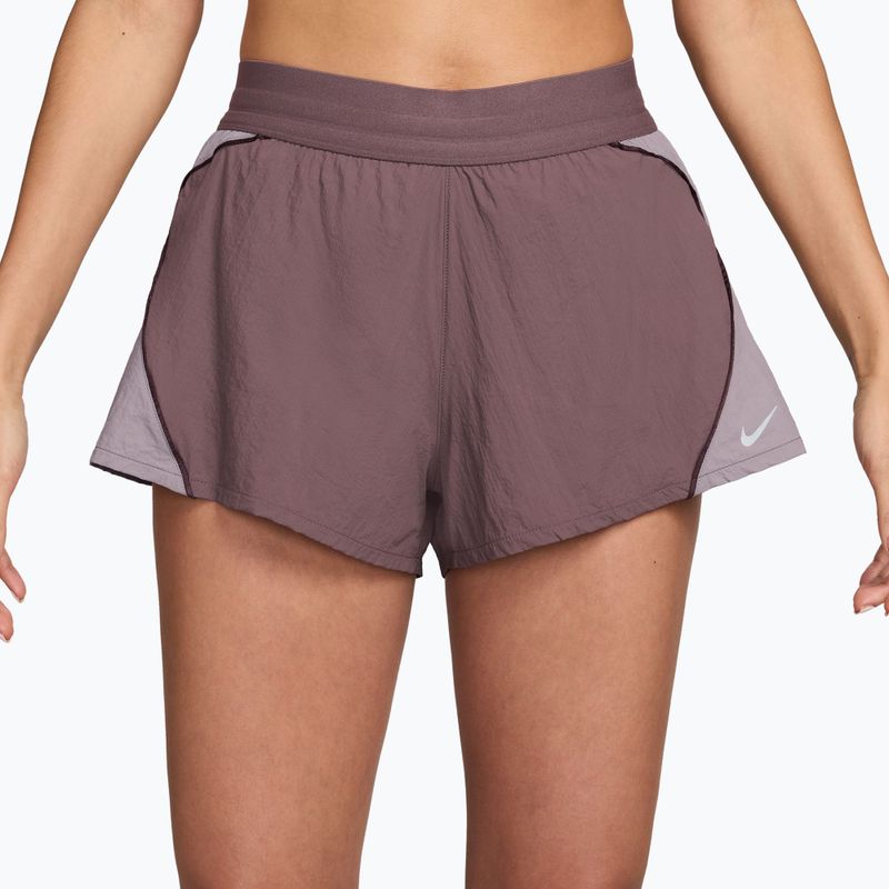 Spodenki damskie Nike Swift UV Repel High-Waisted tattoo/light violet ore