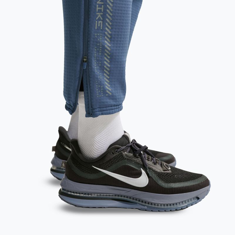 Spodnie do biegania męskie Nike Challenger Therma-Fit Winterized thunder blue 7