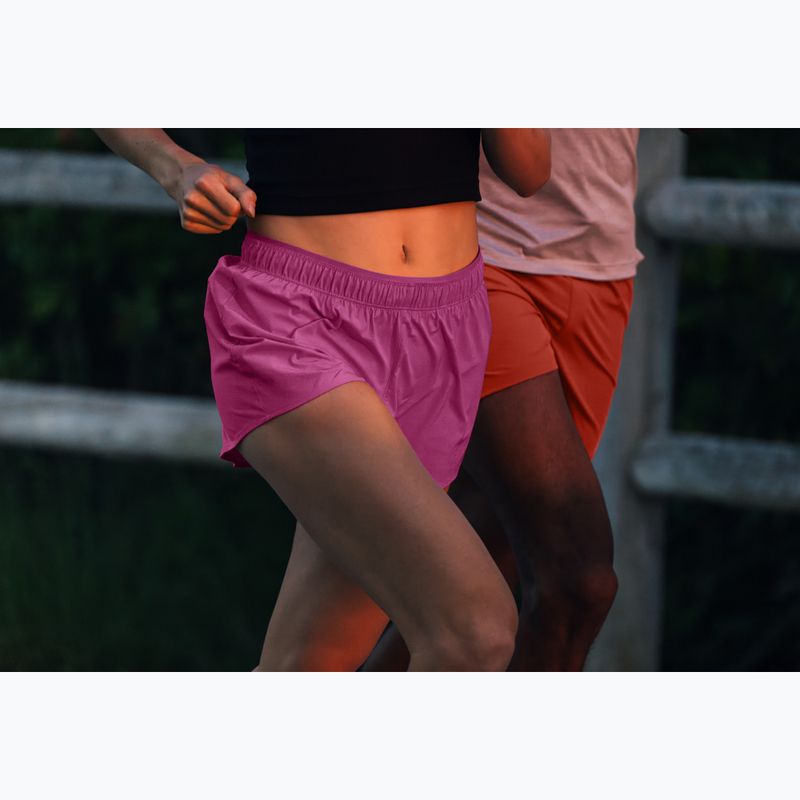 Spodenki damskie New Balance RC Seamless 3" pink heat 10