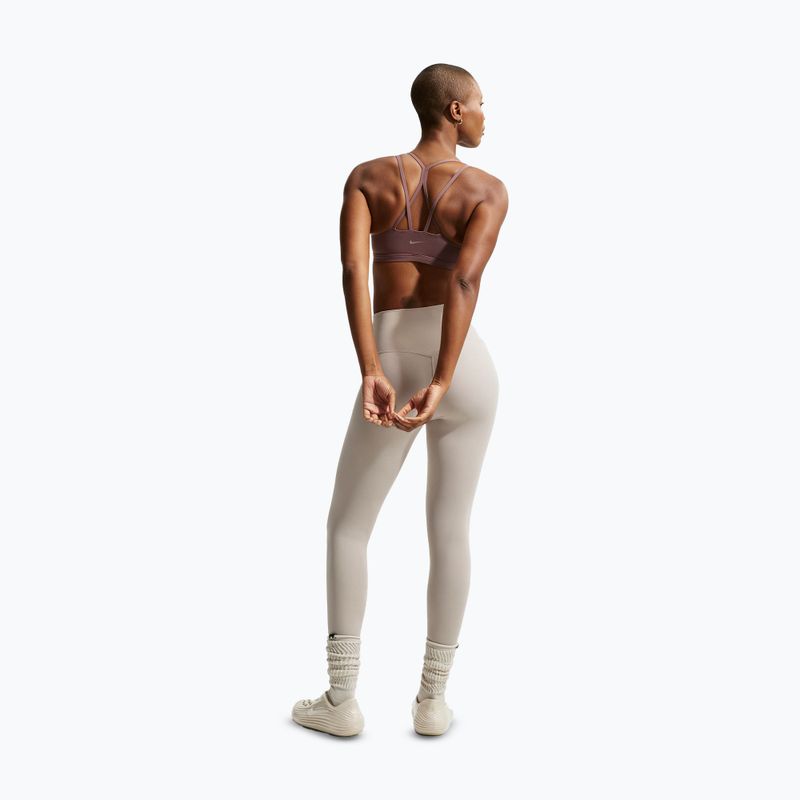 Biustonosz treningowy Nike Zenvy Strappy Light-Support tottoo/white 4