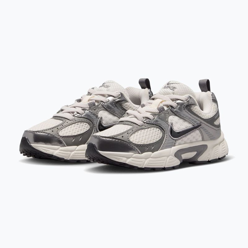 Buty dziecięce Nike V5 RNR phantom/pencil point/black 11