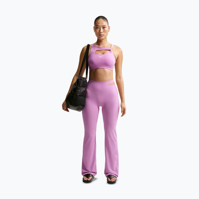 Spodnie treningowe damskie Nike Zenvy High-Waisted Flared light magenta/white 2