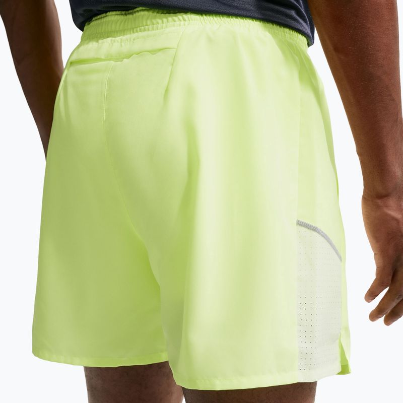 Spodenki do biegania męskie Nike Miler Dri-Fit 2in1 5" volt ice/barely volt 5