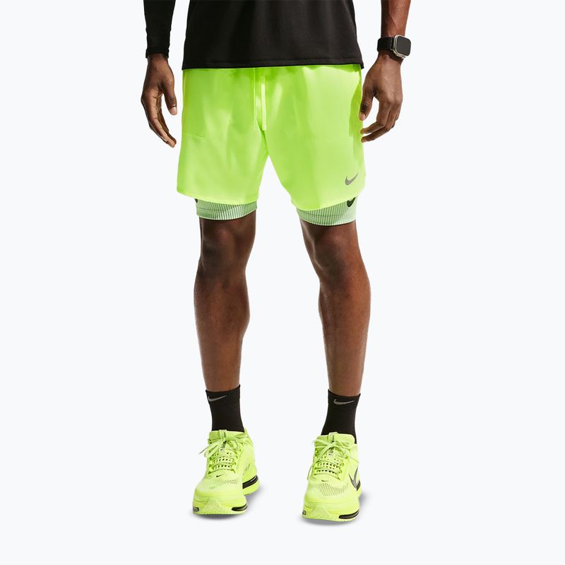 Spodenki do biegania męskie Nike Stride Dri-Fit Brief-Lined 7" volt ice