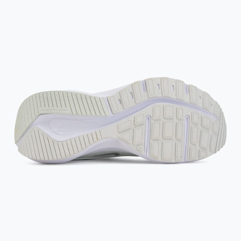 Buty do biegania damskie Nike Downshifter 14 off white/barely green/metallic silver 4