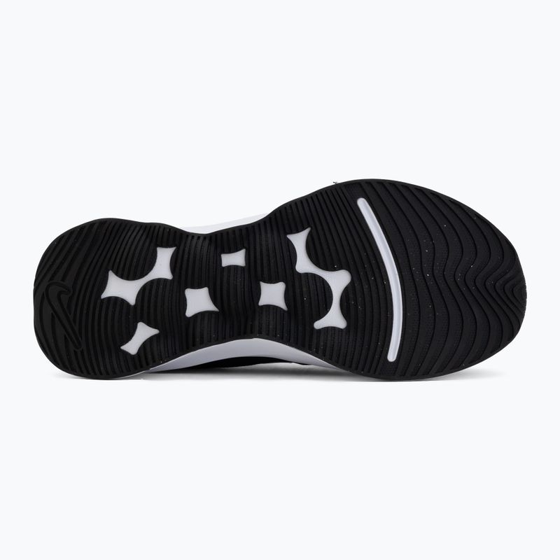 Buty damskie Nike Motiva 2 black/pure platinum/white 4