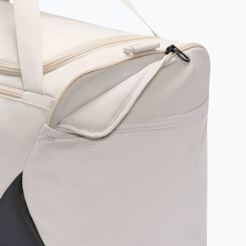 Torba treningowa Nike Brasilia Duffel Small 40 l light bone/black/black 8