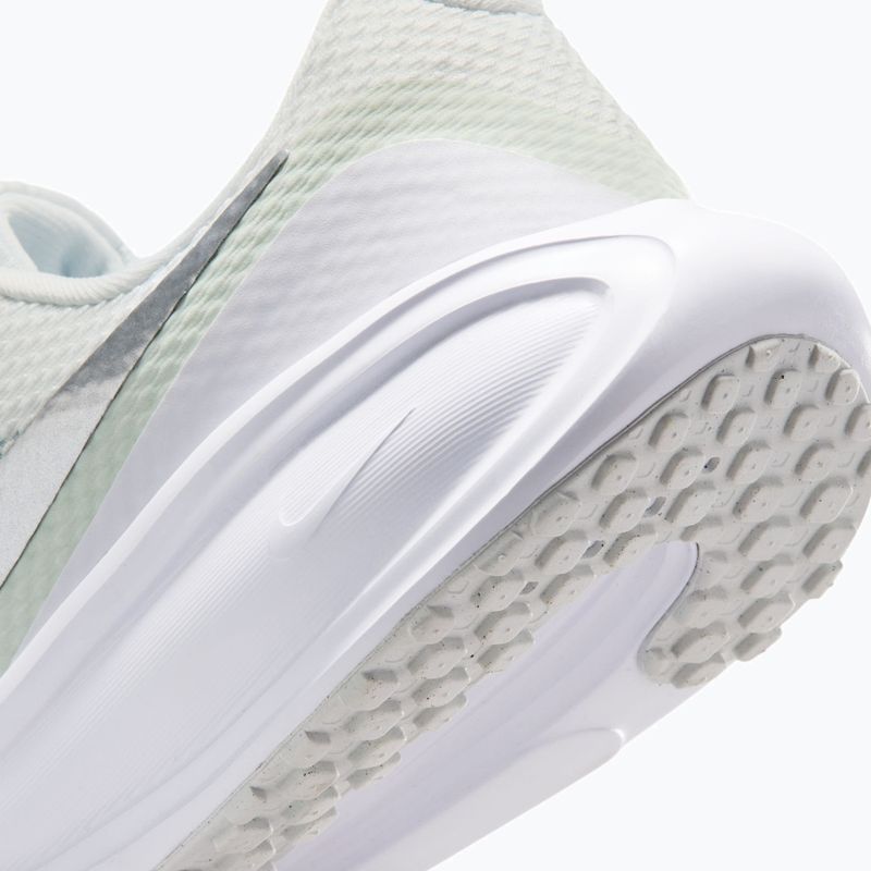 Buty do biegania damskie Nike Revolution 8 off white/barely green/metallic silver 12