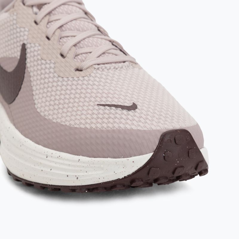 Buty do biegania damskie Nike Revolution 8 SE silt red/white-particle rose-tattoo 7
