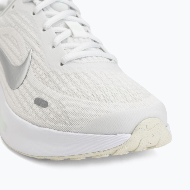 Buty do biegania damskie Nike Journey Run summit white/metallic silver 7