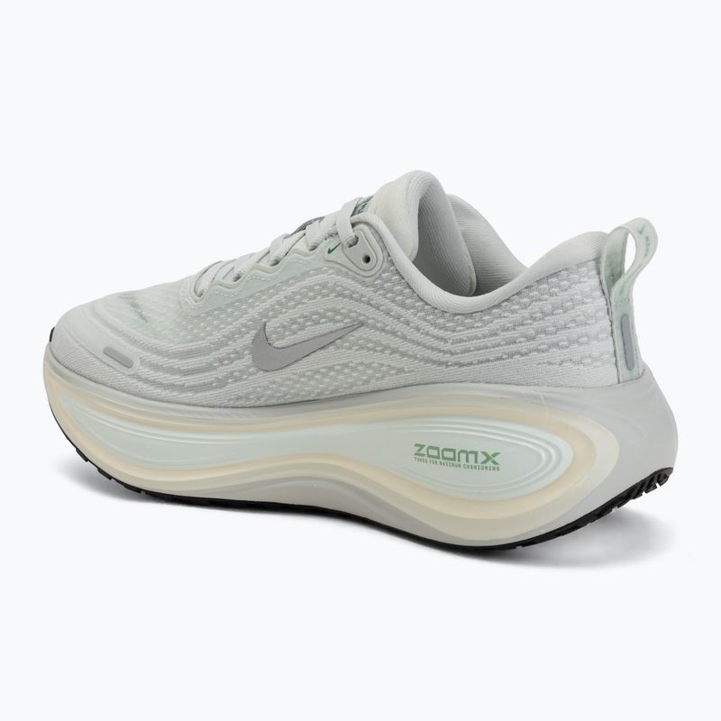 Buty do biegania damskie Nike Vomero Plus light silver/metallic silver 3