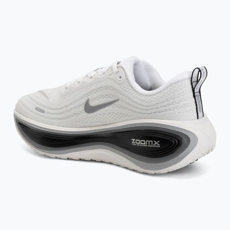 Buty do biegania męskie Nike Vomero Plus white/black/cool grey/metallic silver 3