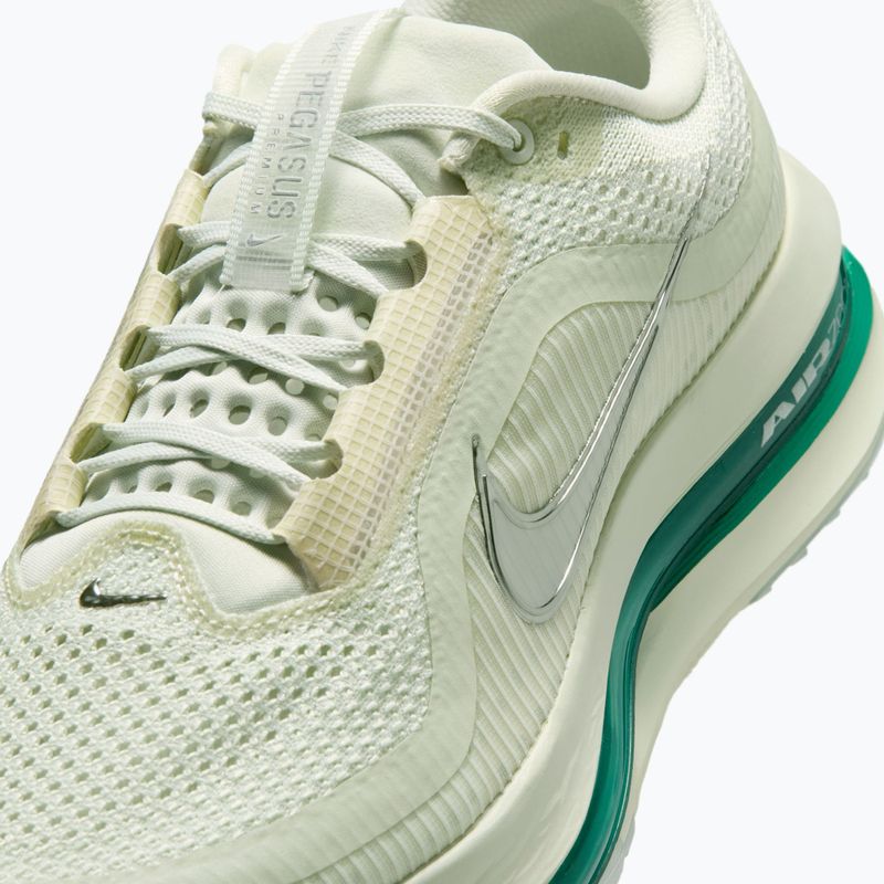 Buty do biegania damskie Nike Pegasus Premium sea glass/malachite/metallic silver 11