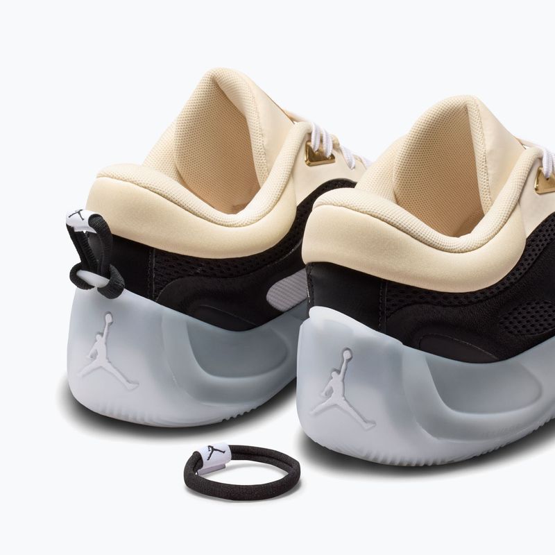 Buty do koszykówki damskie  Jordan Heir Series 2 Precious Medal pearl white/black/metallic gold/white 10